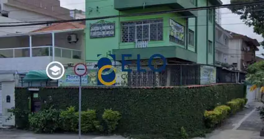 R$ 15 mil + iptu. aluguel de casa espaçosa com 5 quartos e 4 banheiros no embaré em santos-sp