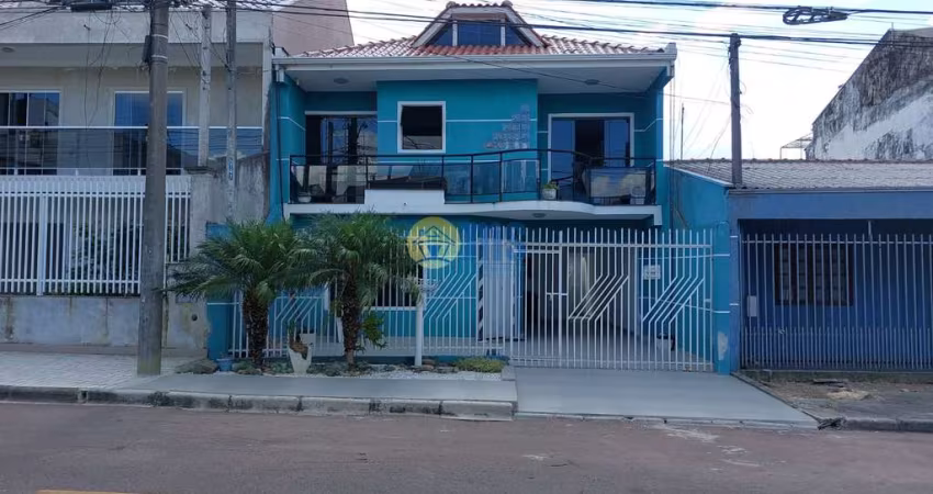 Casa com 3 quartos à venda na Rua Ângelo Favretto, 147, 147, Sítio Cercado, Curitiba