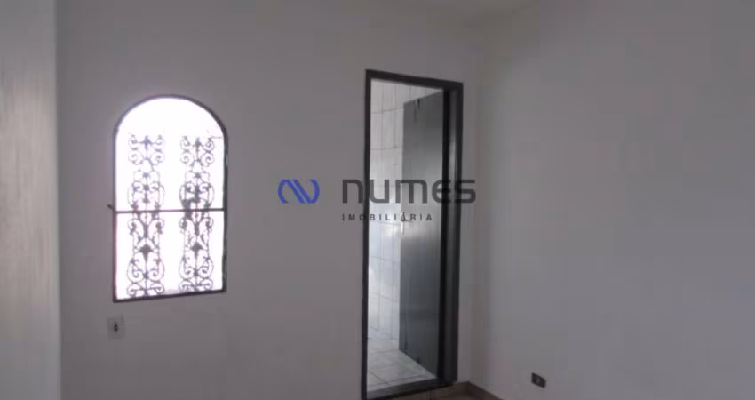 Terreno com 3 casas para venda