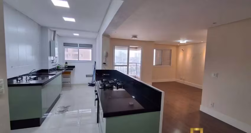 Apartamento com 3 quartos para alugar na Avenida Sebastião Davino dos Reis, 1015, Jardim Tupanci, Barueri