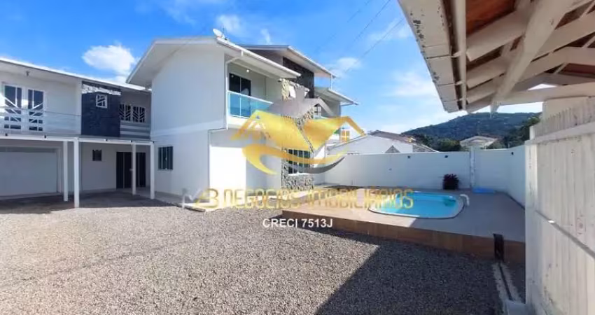 Casa com 3 quartos para alugar no Passa Vinte, Palhoça 