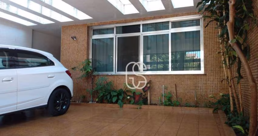 Sobrado com 3 dormitórios à venda, 172 m² por R$ 960.000,00 - Vila Augusta - Guarulhos/SP