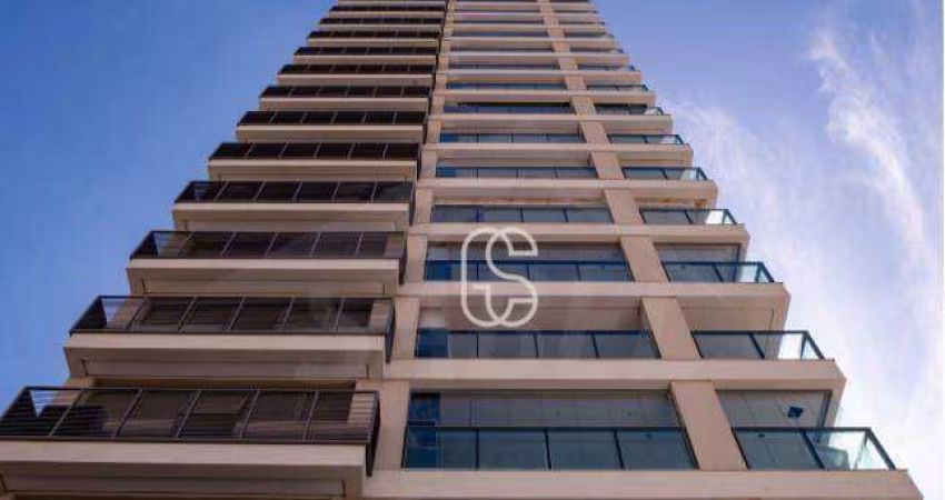 Belíssimo apartamento com 255m² e vista maravilhosa.