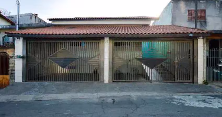 Casa com 2 quartos à venda na Rua Tijucas, 43, Jardim Santa Emilia, Guarulhos
