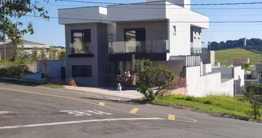 Venda | Casa com 342,00 m², 4 dormitório(s), 3 vaga(s). Parque das Quaresmeiras, Campinas