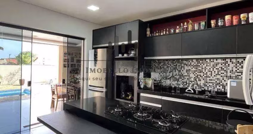Casa à venda em Campinas, Mansões Santo Antônio, com 3 quartos, com 220 m²