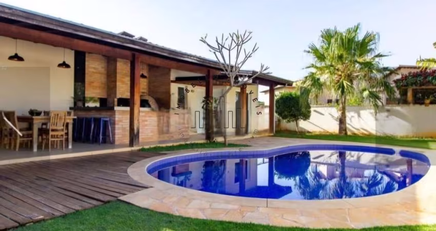 Casa à venda em Campinas, Loteamento Caminhos de São Conrado (Sousas), com 3 quartos, com 230 m²