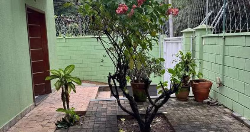Casa à venda em Campinas, Bosque, com 3 quartos, com 140 m²