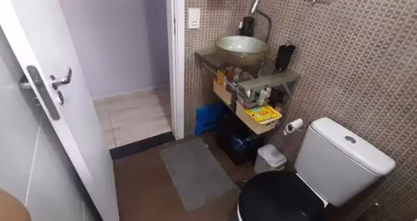 Apartamento á venda 2 dormitórios, lazer, r$ 275.000,00 j.castelo santos sp