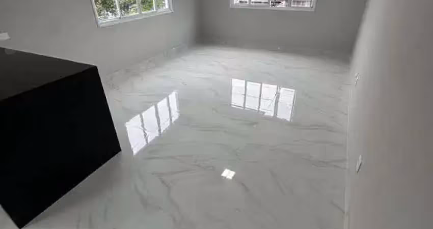 Casa duplex à venda no bairro do boqueirão em santos