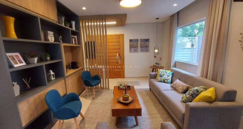 Luxuoso Sobrado Planejado em Condomínio Exclusivo - Completamente Equipado e com Ótimos Acabamentos