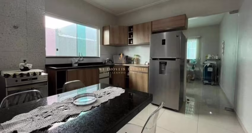 Casa à venda em Taubaté, Esplanada Independência, com 2 quartos, 75m²