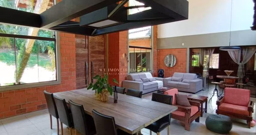 Casa de condomínio à venda, no Condomínio Chácaras Cataguá,  em Taubaté, Chácaras Cataguá, com 3 quartos, 460m²