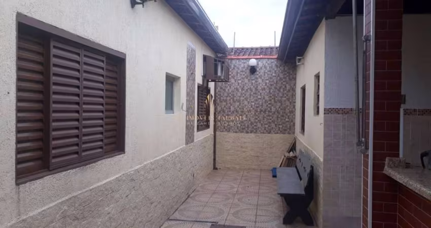 Casa à venda em Taubaté, Esplanada Santa Terezinha, com 3 quartos, 187m²