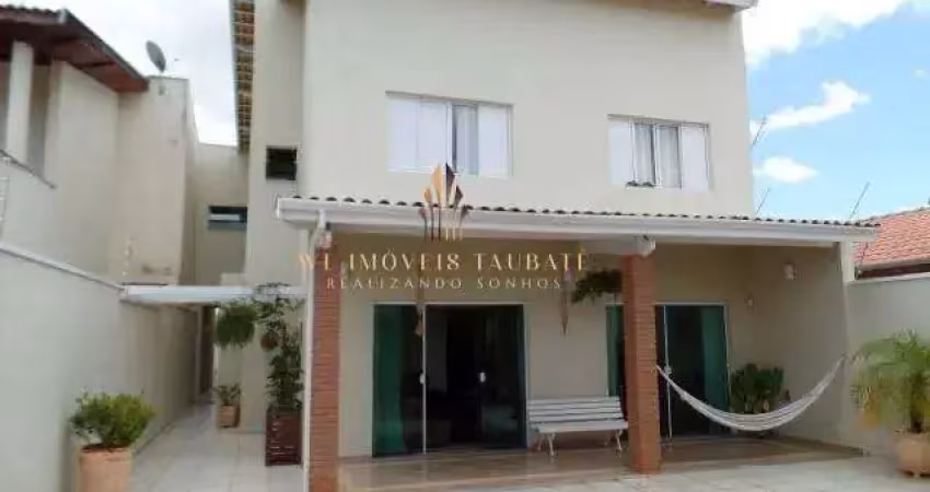 Casa à venda em Taubaté, Novo Horizonte, com 3 quartos, 270m²
