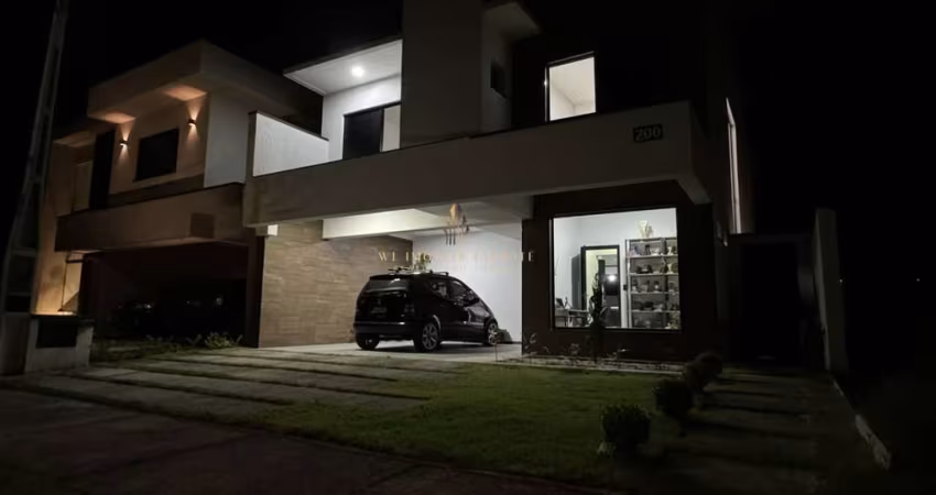 Sobrado em condomínio à venda, no Residencial Ágata - Vale dos Cristais,  em Taubaté, Vale dos Cristais, com 3 quartos, 220m²