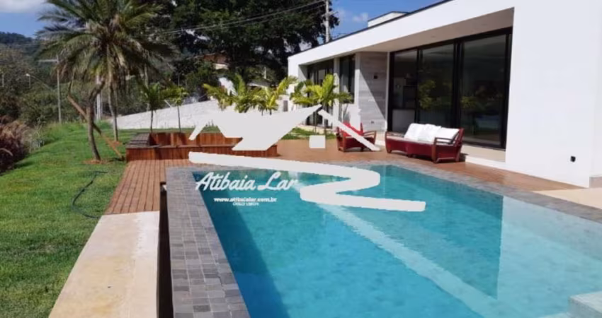 Casas térreas dentro do condomínio palavra da vida em Atibaia com 3 suítes, sala ampla, área gourmet, piscina aquecida, casa  preparada para automação