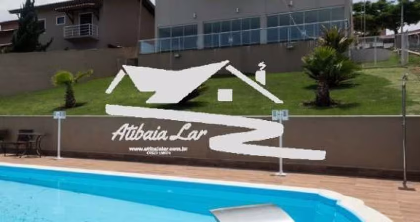 Casa em estilo Neo clássico, nova com 4 suítes todas com armários planejados e ar condicionado