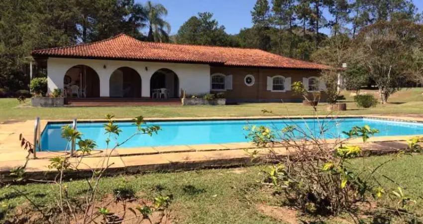 Fazenda de luxo em atibaia-sp: 6 quartos, 6 suítes, 250.000 m² de área no bairro usina.