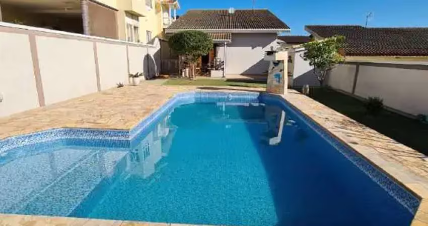 Casa térrea em atibaia próximo a al. lucas nogueira garcez, piscina área gourmet, edícula.