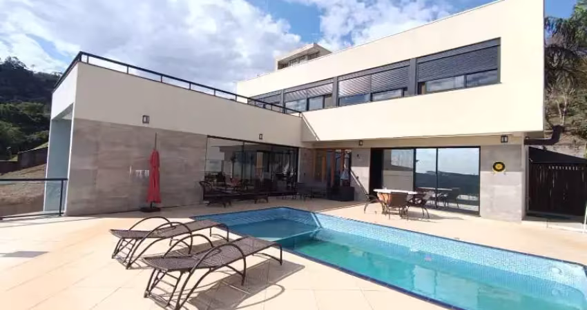 Casa no condomínio porto atibaia com 5 quartos sendo 3 suítes, piscina, área gourmet, excelente oportunidade.