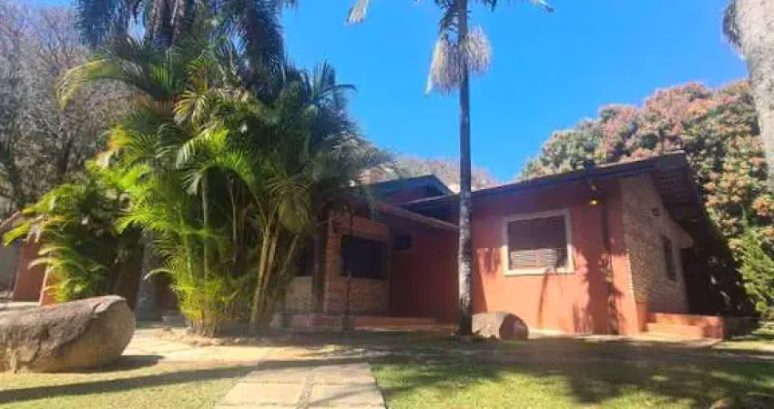 Casa térrea no condomínio panorama em atibaia sp.  venda ou locação.