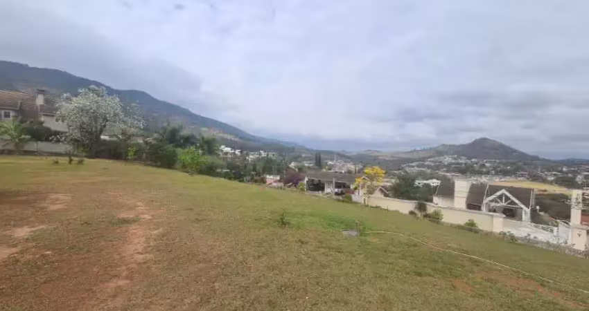Terreno exclusivo e único no condomínio flamboyant em atibaia sp. com 3.300 m2