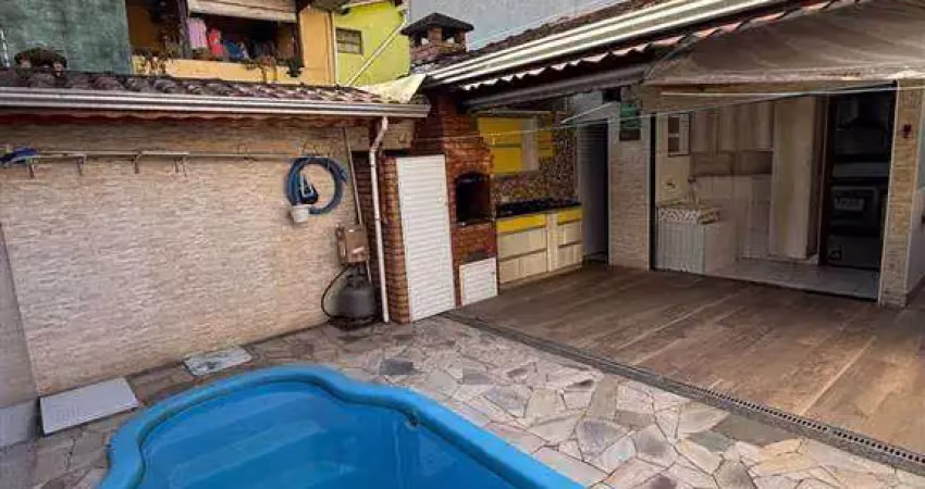 Casa com 3 quartos para alugar na Tupi, Praia Grande 