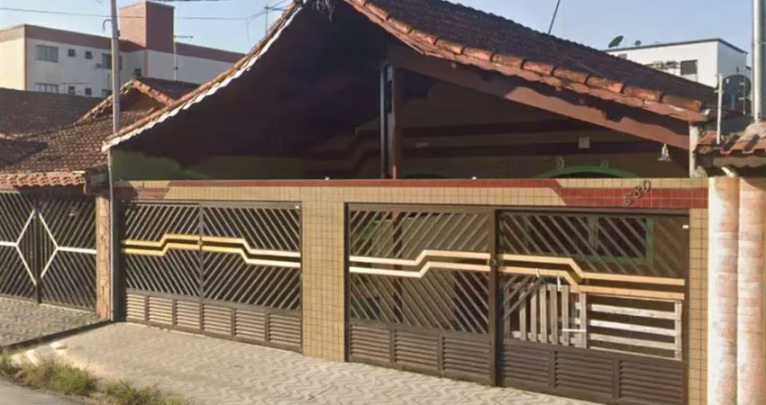 Casa com 2 quartos para alugar na Cidade Ocian, Praia Grande 