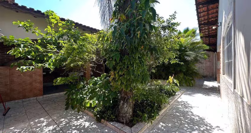 Casa porteira fechada, 03 dormitórios, jardim flórida.