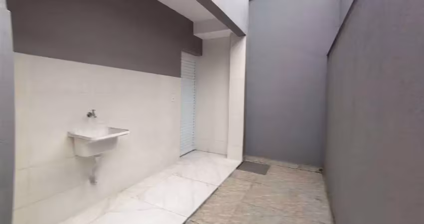 Sobrado novo e individual, no bairro jardim real - praia grande