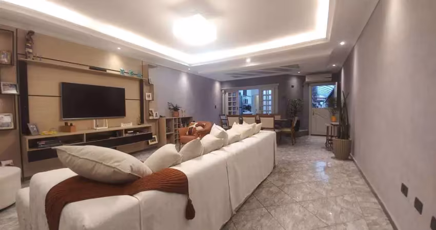 Casa com  155,43 m² - guilhermina - praia grande sp