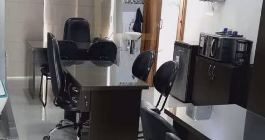 Sala comercial à venda com 27 metros. Centro. Santo André.
