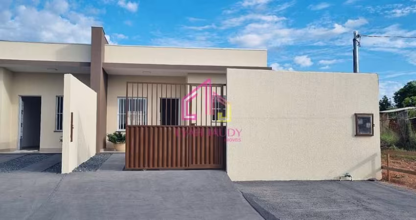 Casa  à Venda, Tropical Ville, Cuiabá,MT, 190 m2 totais, 64 m2 úteis,  2/4, 2 vagas, portão eletrôn