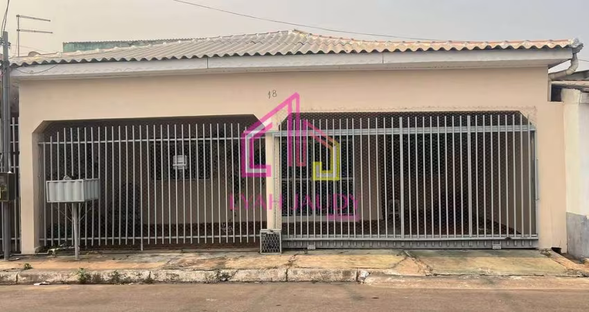 Casa à venda, Cohab Cristo Rei, Várzea Grande-MT, 180 m² úteis, 3/4 sendo 1 suíte, 2 vagas, 1600W