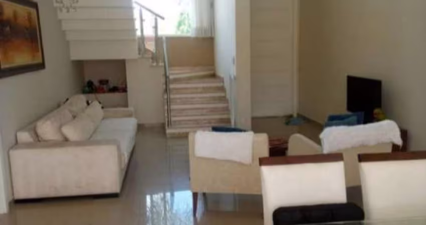 Sobrado à venda no Condomínio Campos do Conde, em Sorocaba-SP