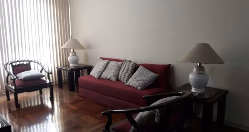 Apartamento à venda no Edifício Alvorada, Sorocaba-SP.