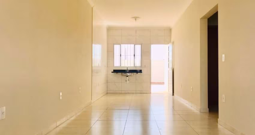 Casa térrea à venda no Jardim Nathalia, em Sorocaba-SP.