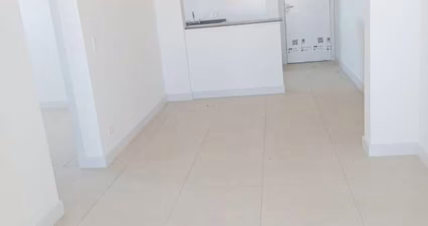 Apartamento Cobertura à venda no Ed. Amazonas, em Sorocaba-SP.