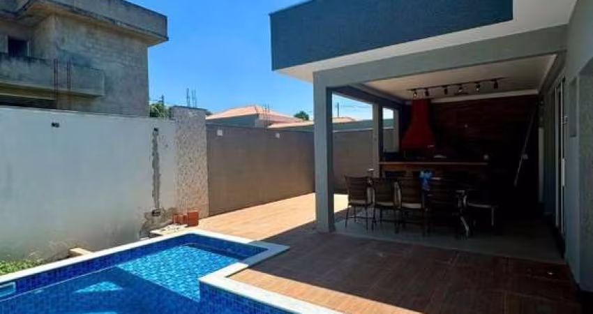 Casa térrea à venda no Condomínio Campos do Conde, em Sorocaba-SP.