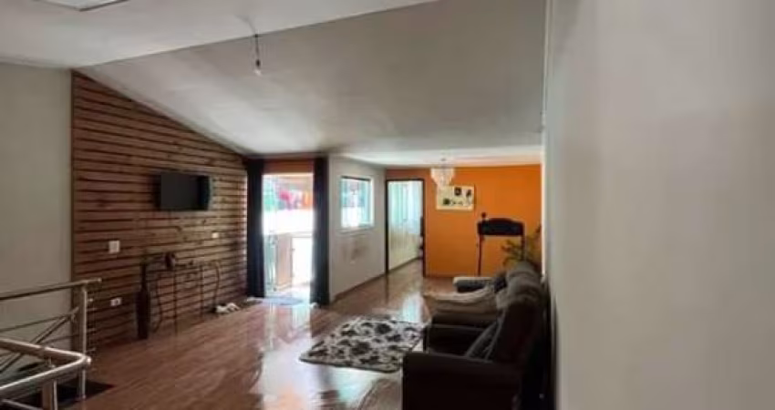 Sobrado à venda no Jardim Boa Esperança, em Sorocaba-SP.