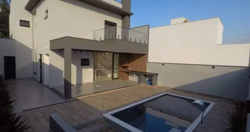 Sobrado à venda no Condomínio Campos do Conde, em Sorocaba-SP.