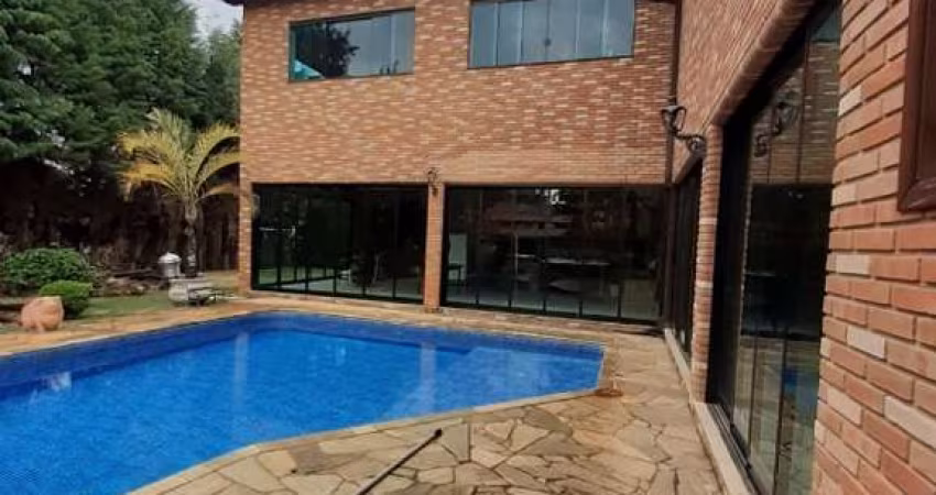 Sobrado à venda no Condomínio Lago Azul Golfe Clube, Araçoiaba da Serra- SP
