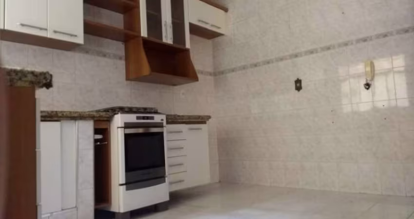 Apartamento térreo para alugar no Edifício Márcia, em Sorocaba-SP