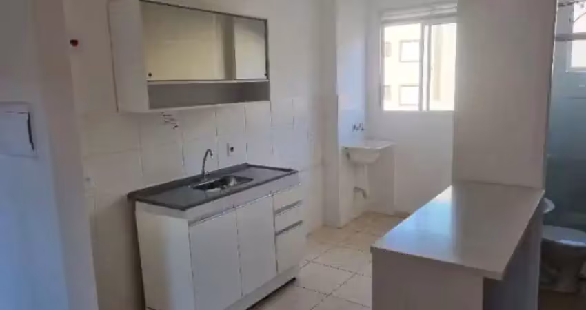 Apartamento à venda no Condomínio Lar Madrid, em Sorocaba-SP.