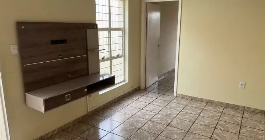 Casa à venda na Vila Santana, em Sorocaba-SP.