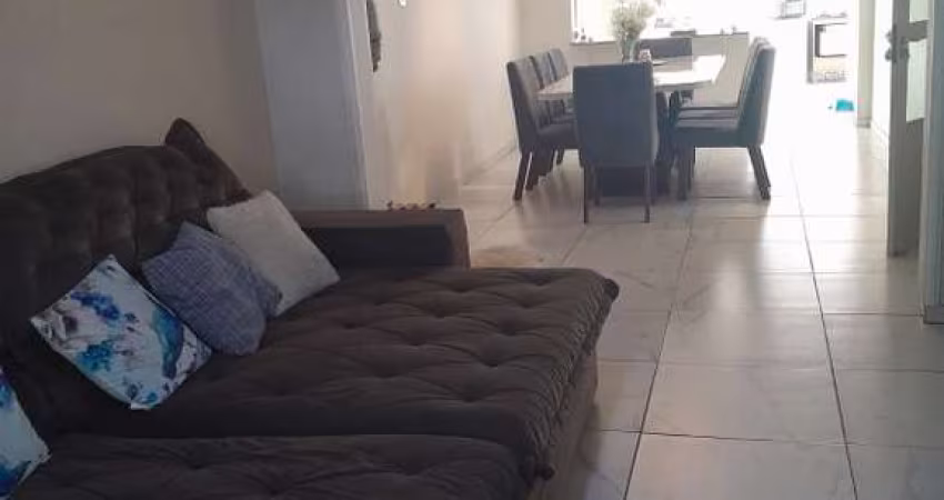 Sobrado para locação na Vila Barão, em Sorocaba-SP.