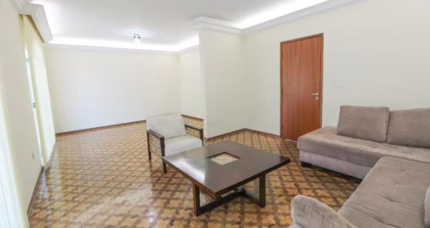 Casa para alugar na Vila Leão, em Sorocaba-SP.
