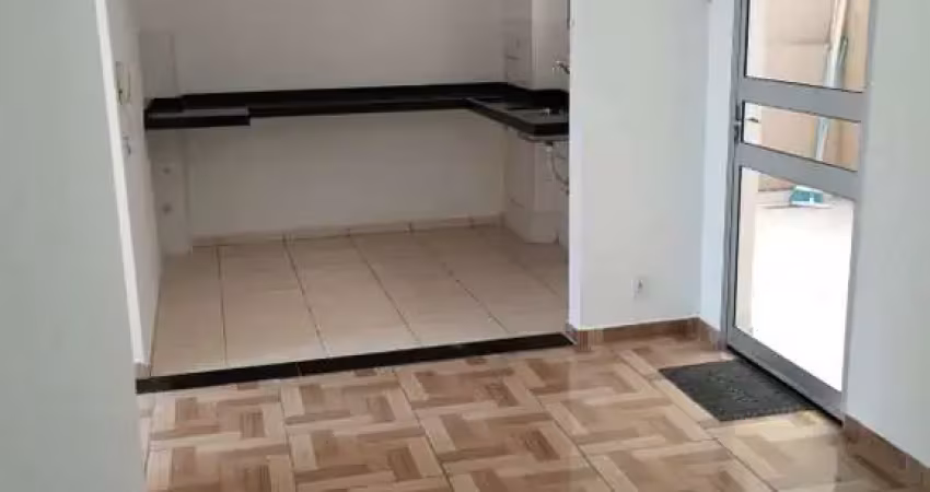 Apartamento térreo à venda no Condomínio Parque Salém, em Sorocaba-SP