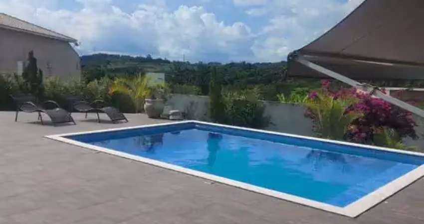 Casa à venda no condomínio chácaras castelo, em sorocaba-sp.